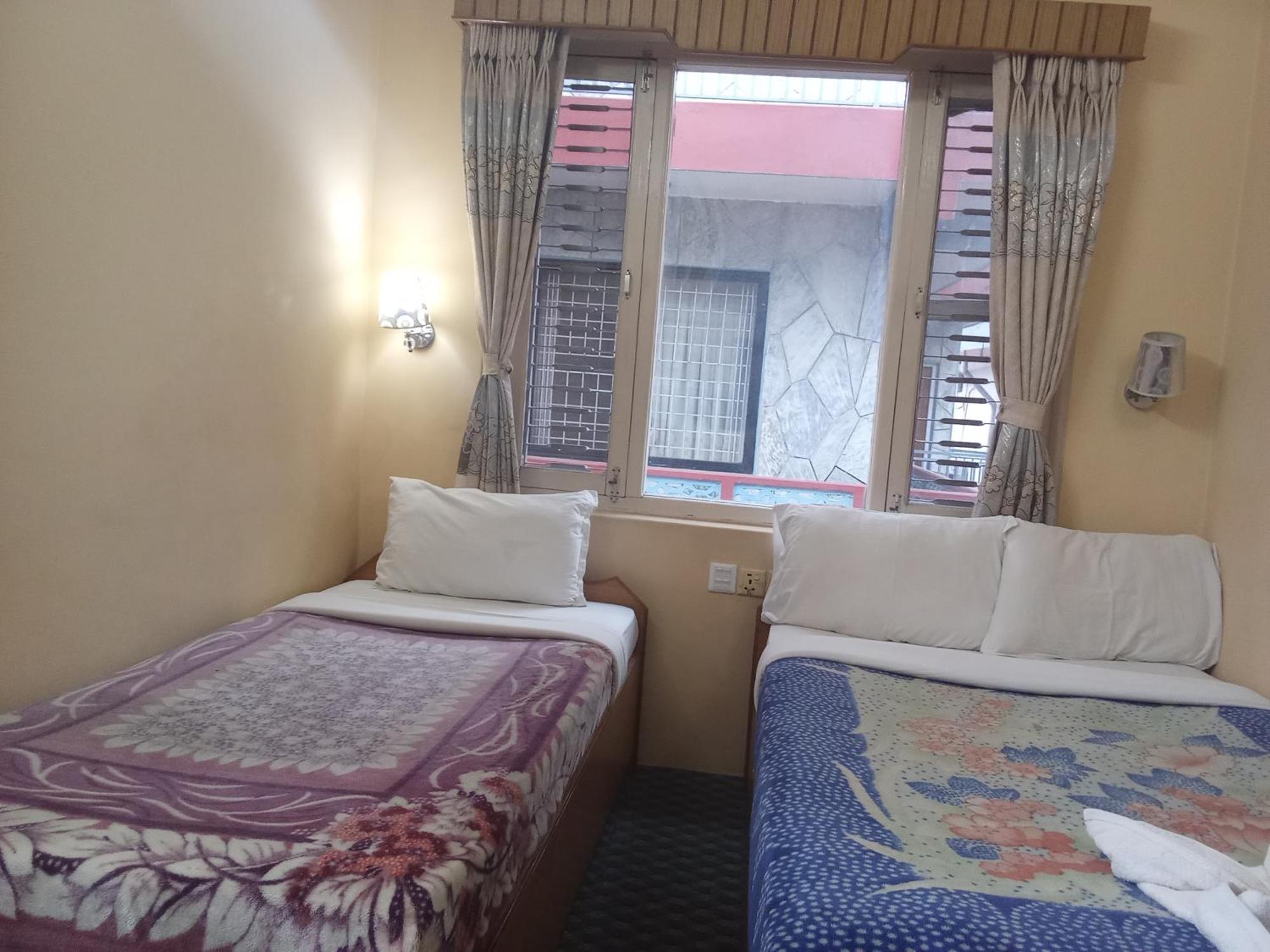 Hotel Celestyinn Pokhara Luaran gambar